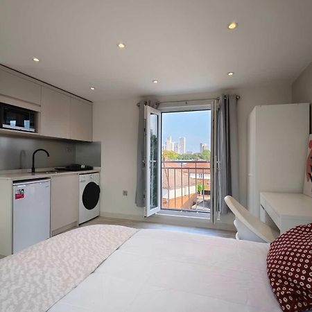 Morden Stratford Studio 4 호텔 런던 외부 사진